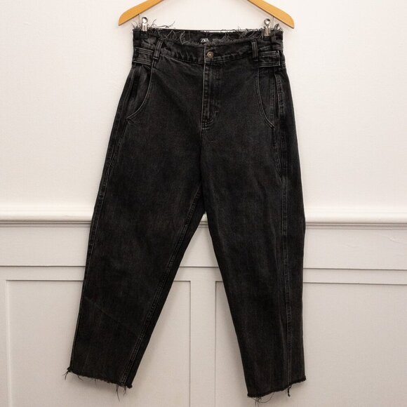 Zara Premium Denim Black High Rise Mom Jeans Raw Hem Frayed Waist Sz 6 - Picture 1 of 4